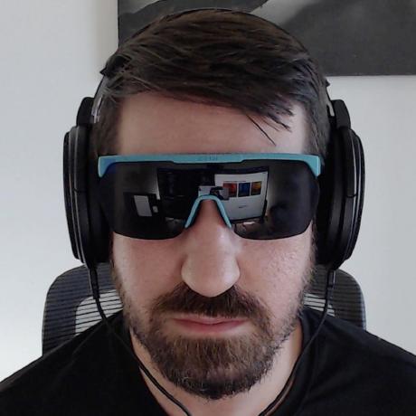 @AlexRiedler